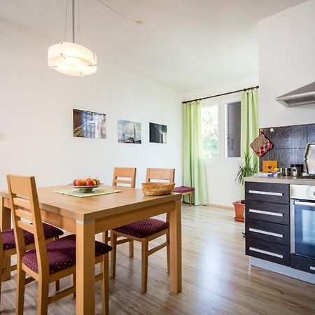 Apartment Draga With Sea View, Terrace & Parking โรวีน ภายนอก รูปภาพ