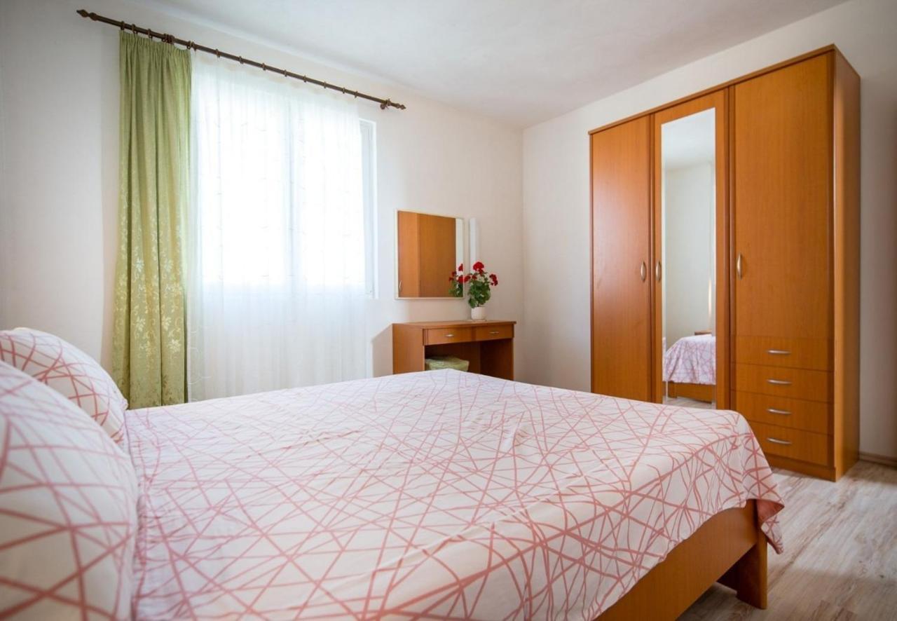 Apartment Draga With Sea View, Terrace & Parking โรวีน ภายนอก รูปภาพ